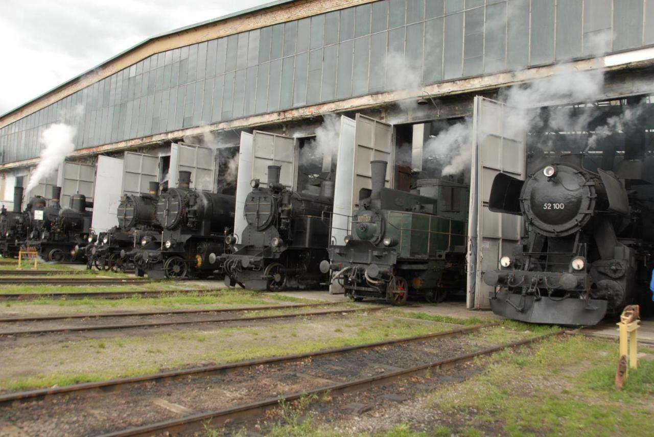 Strasshof an der Nordbahn Haus Polly 아파트 외부 사진